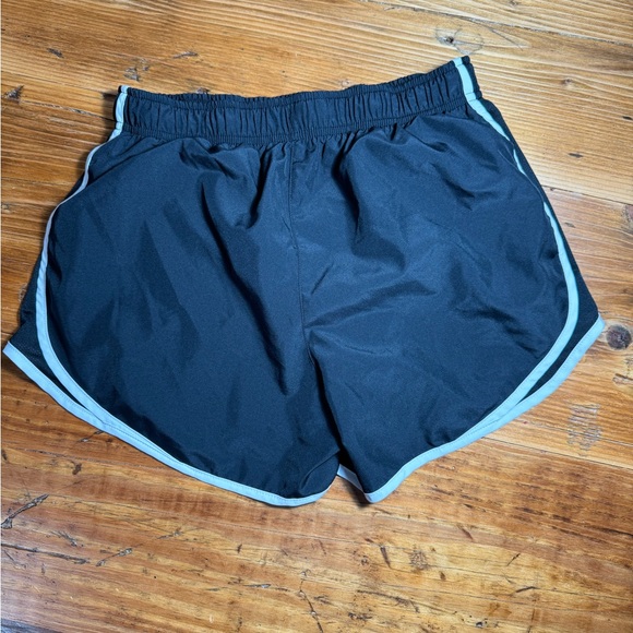 2 PAIRS Nike Womens Tempo Brief-Lined Running Shorts 3” inseam Black/White SMALL - Picture 15 of 16